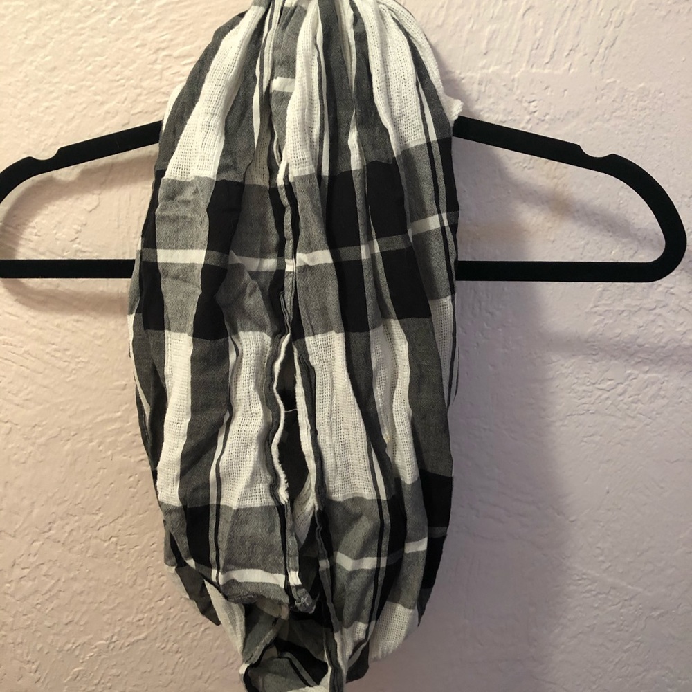Infinite scarf